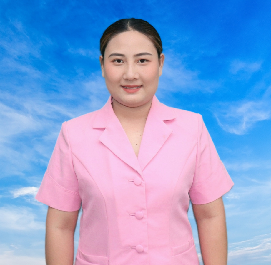 นางสาวภัทราพร ไชยรัตน์