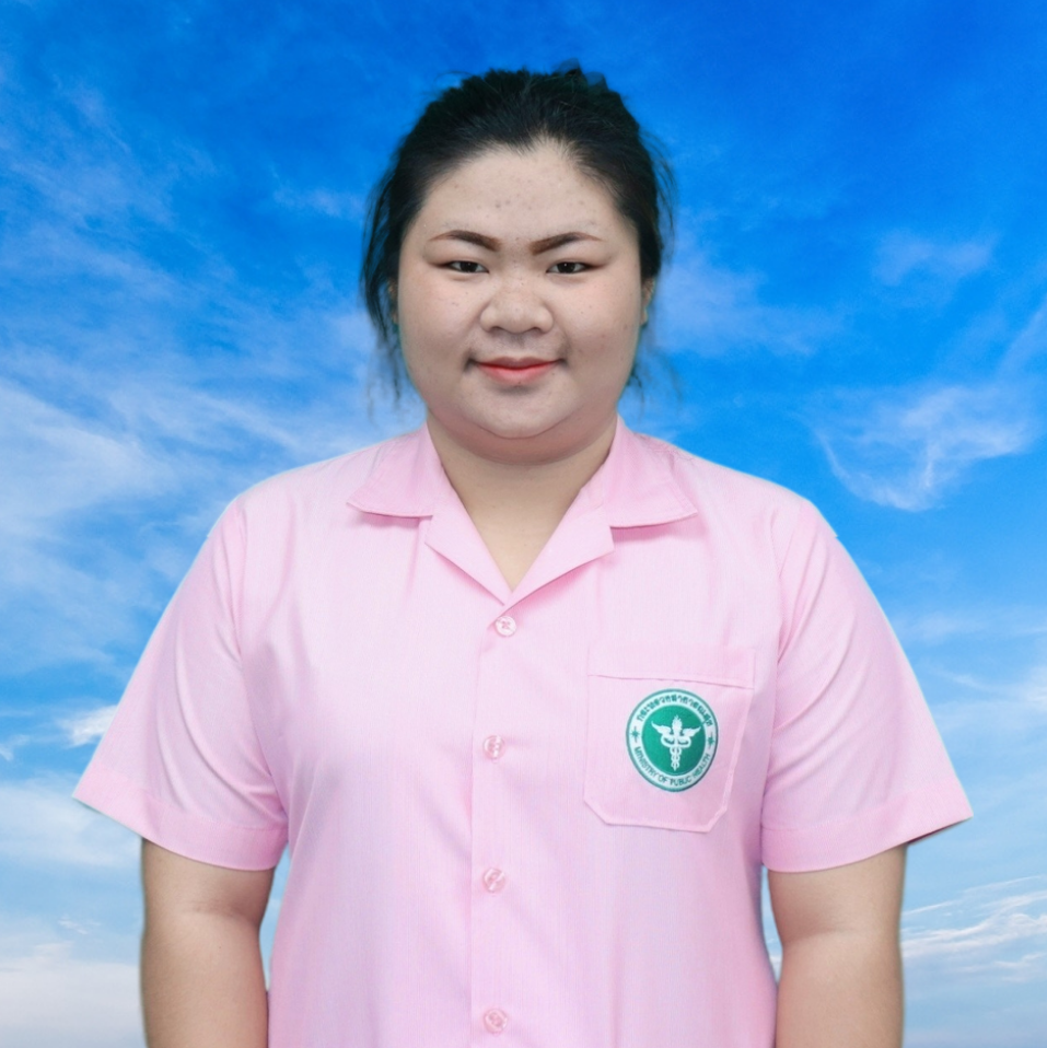 นางสาวพัชริดา แพทย์กลาง