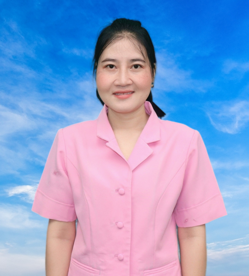 นางสาวรัชฎาภรณ์ สัมโย