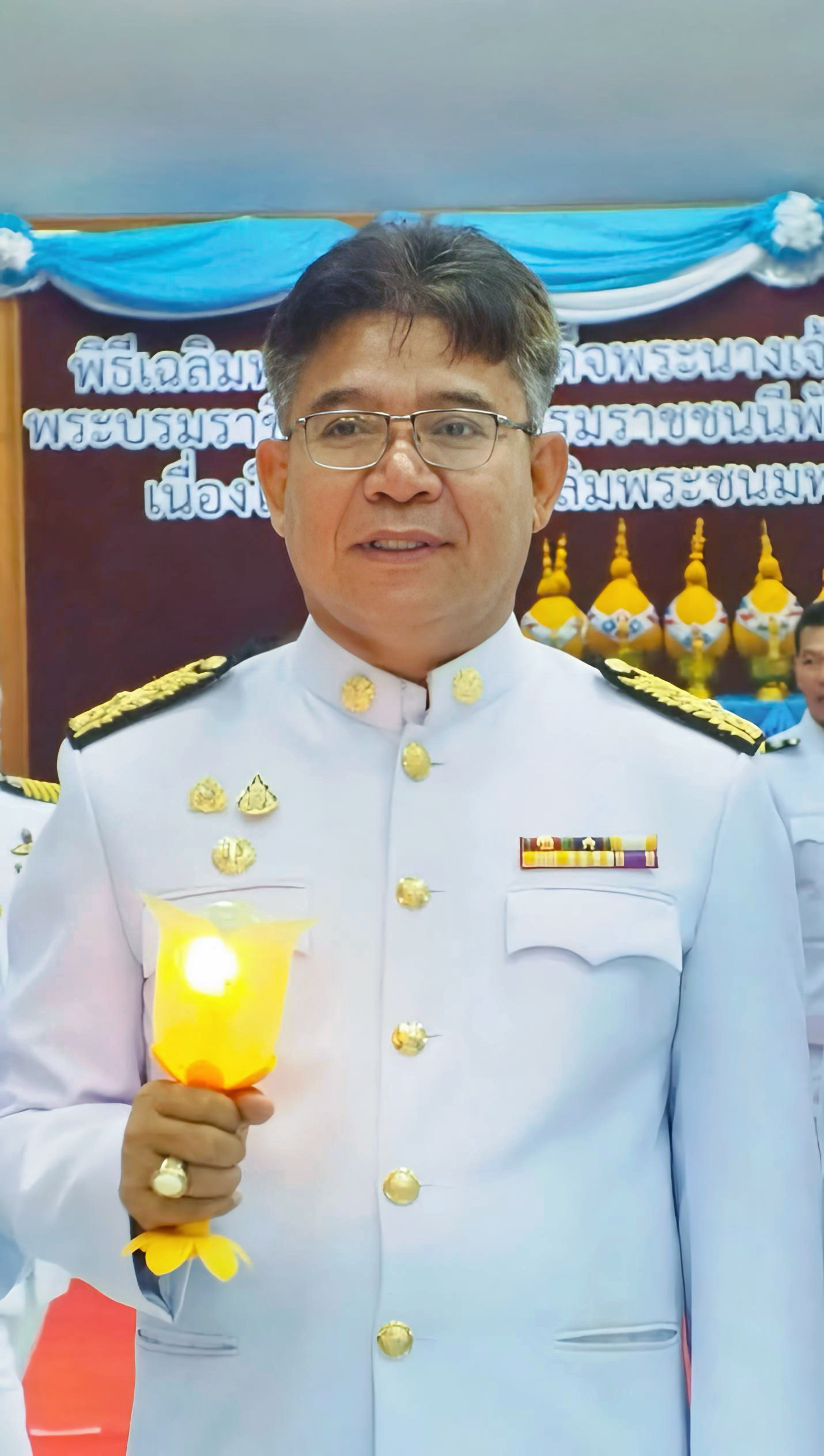 นายเอกอมร  มะโนรัตน์